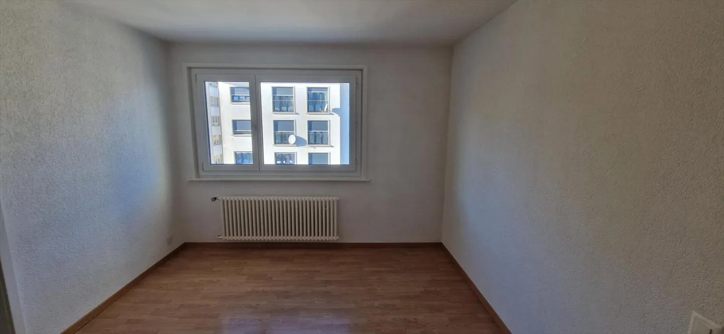 Apartment with 4.5 rooms on the 7th floor - Photo 5 of 5