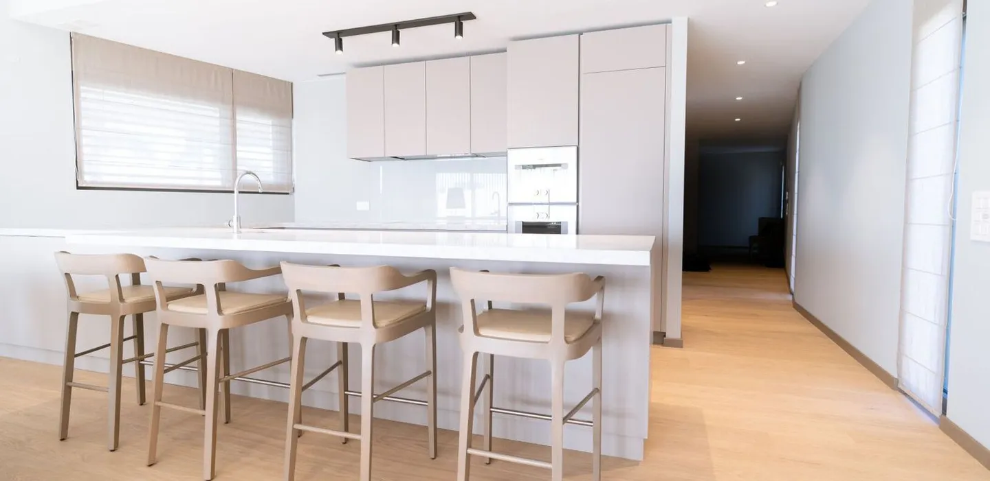 Appartamento di lusso e arredato, a soli due passi dal lago! - Foto 3 di 13