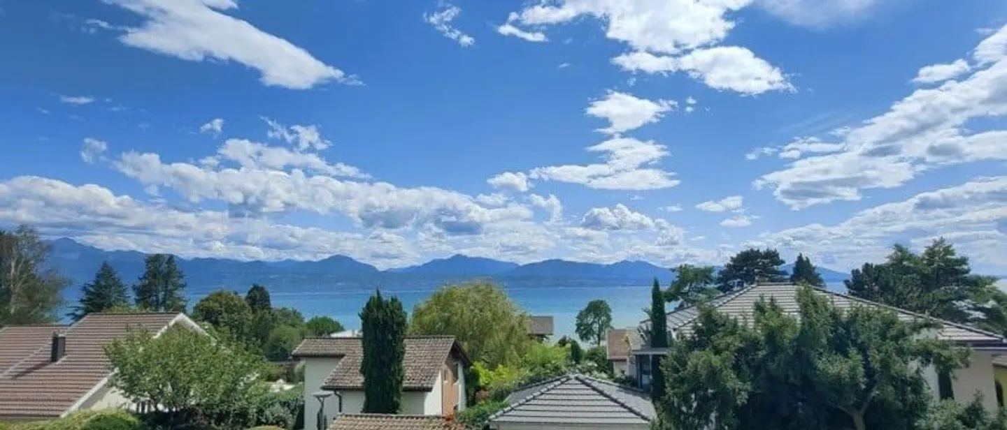 Appartamento di lusso e arredato, a soli due passi dal lago! - Foto 9 di 13