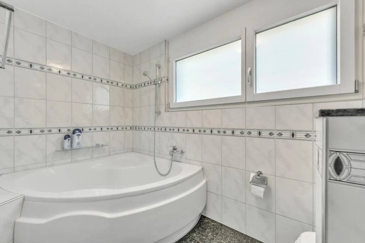 NEUER PREIS! Familienfreundlich, naturnah und grosszügig wohnen - Foto 21 von 24