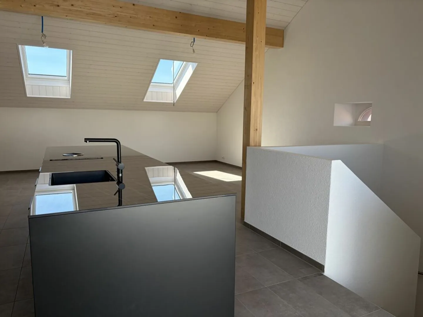 Appartement Duplex dans une Ferme Rénovée - Photo 4 sur 15