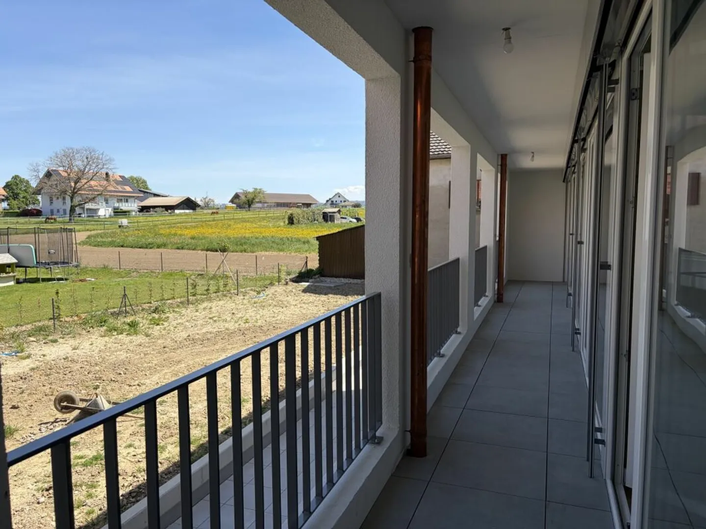 Appartement Duplex dans une Ferme Rénovée - Photo 2 sur 15