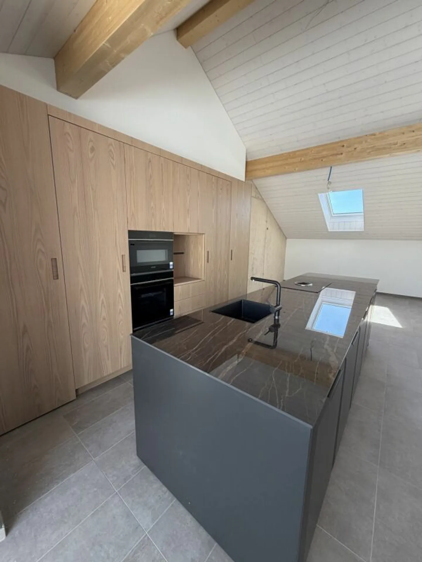 Appartement Duplex dans une Ferme Rénovée - Photo 8 sur 15