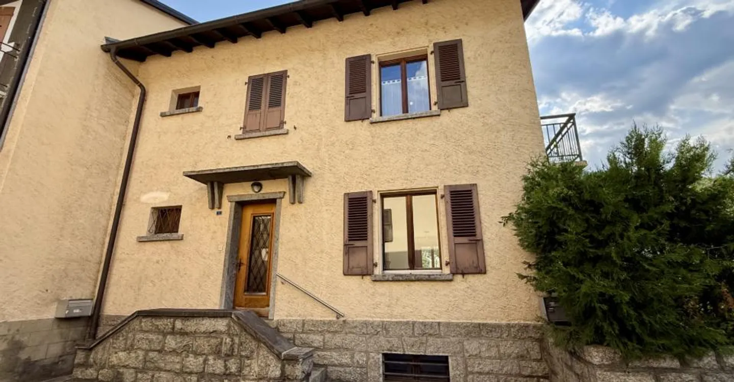 Magnificent village house with large garden in the heart of Orsières - Photo 14 of 14