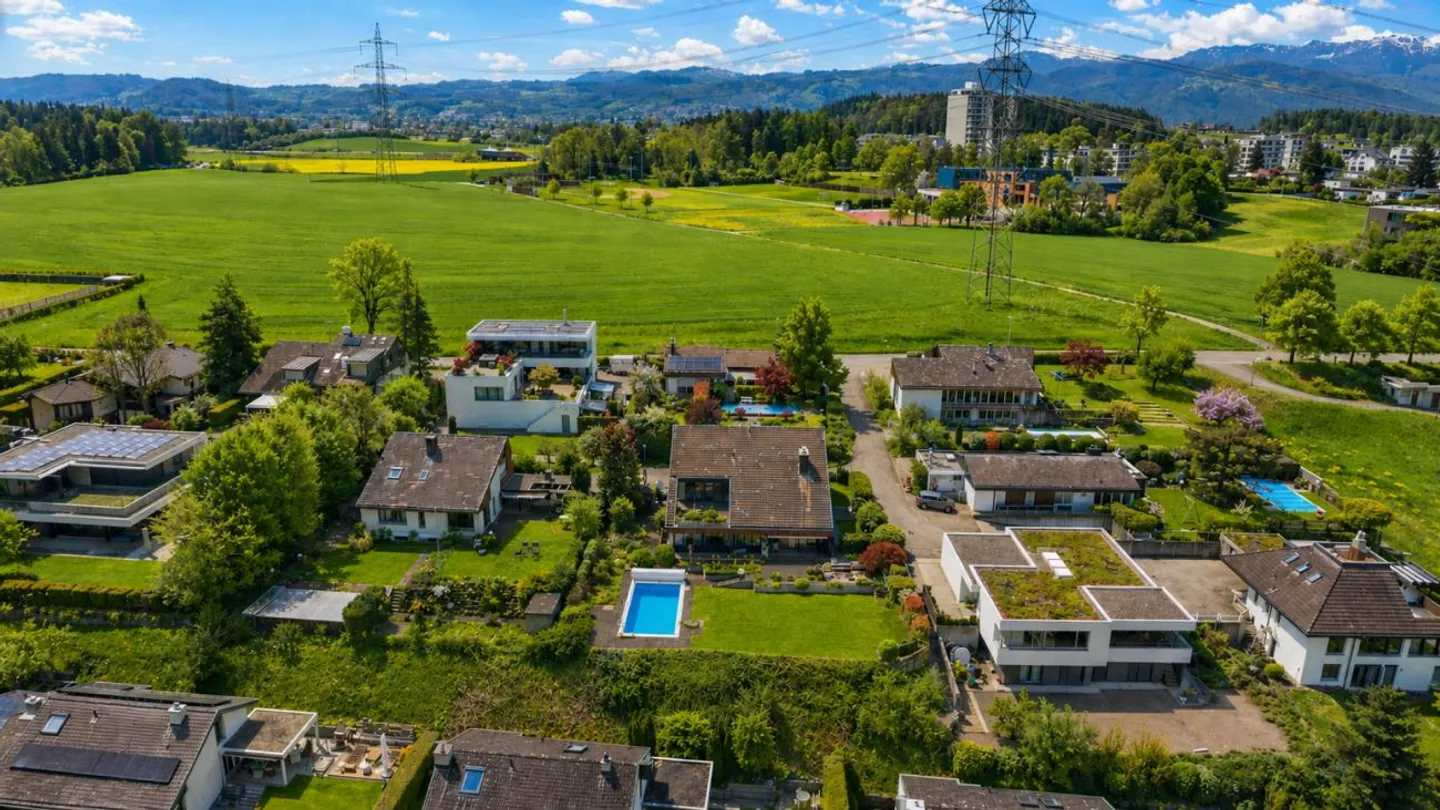 Charmantes Einfamilienhaus in Hünenberg - Foto 3 von 15