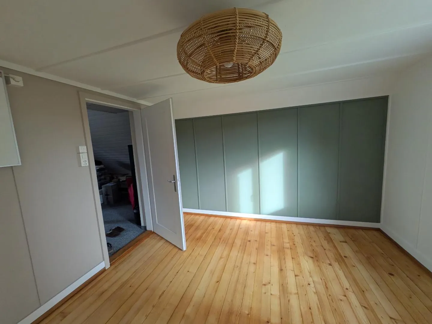 4 Room Single Family House - Photo 5 of 5