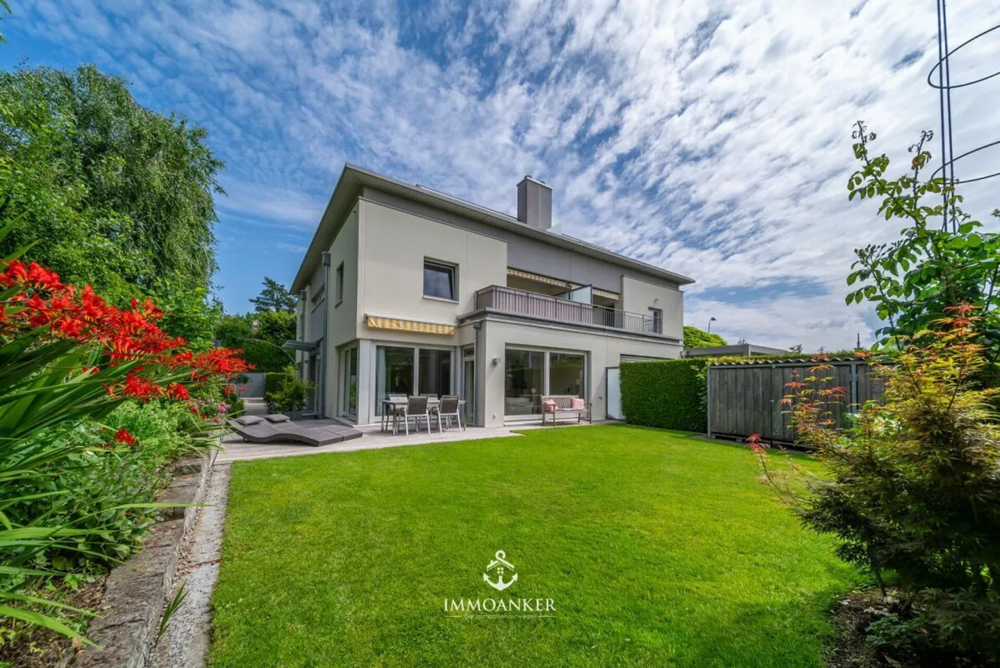 Casa singola in affitto - Foto 1 di 13