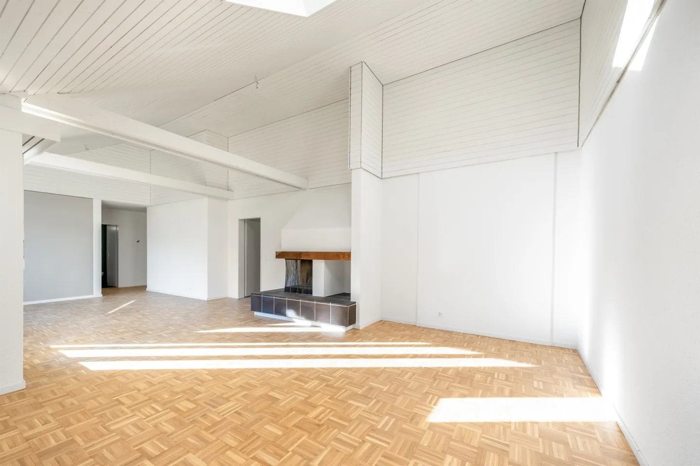 Moderne 4.5 Zimmer-Wohnung - Foto 5 von 10