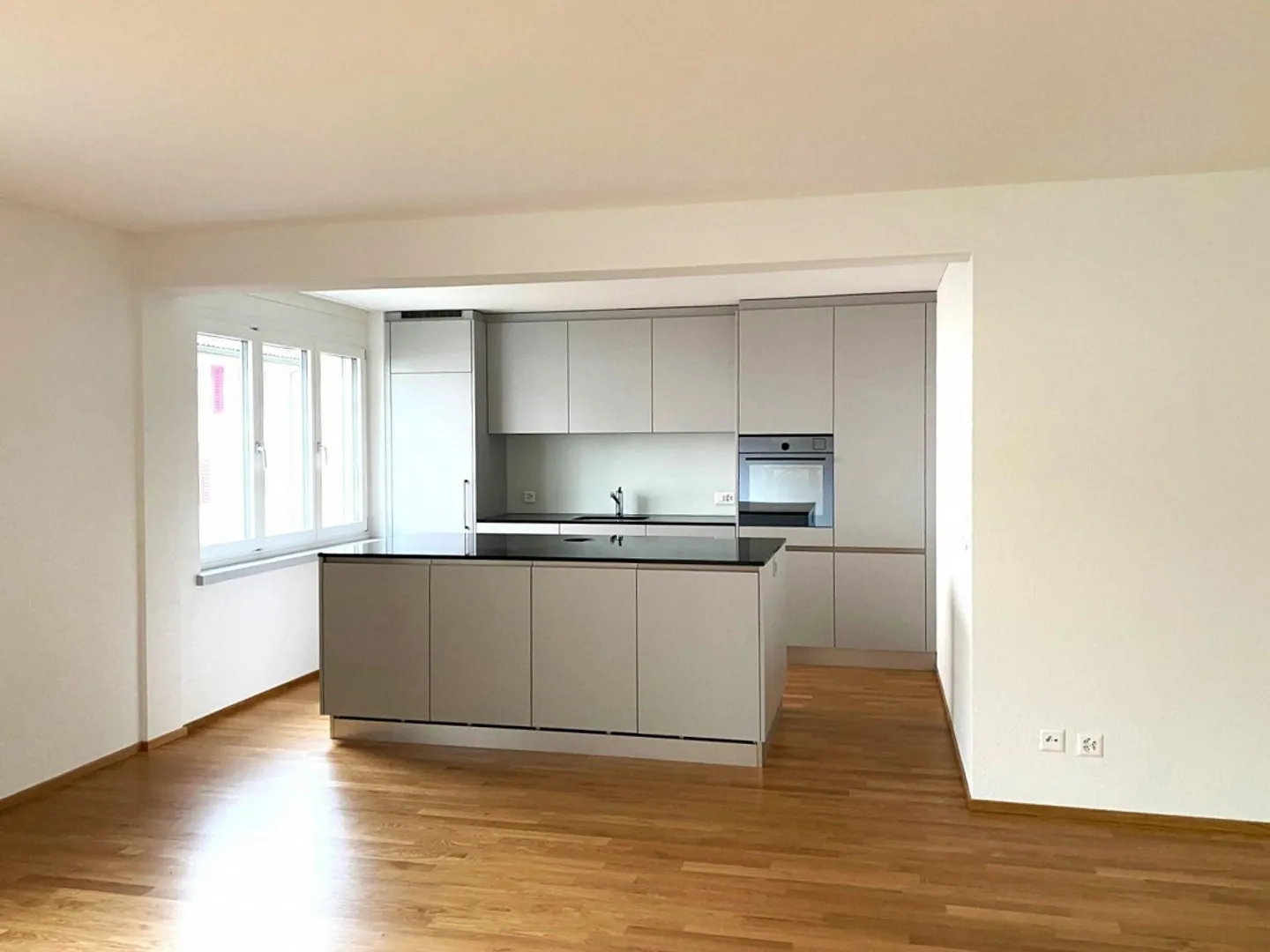 Helle 4.5-Zimmer Wohnung - Foto 1 von 10