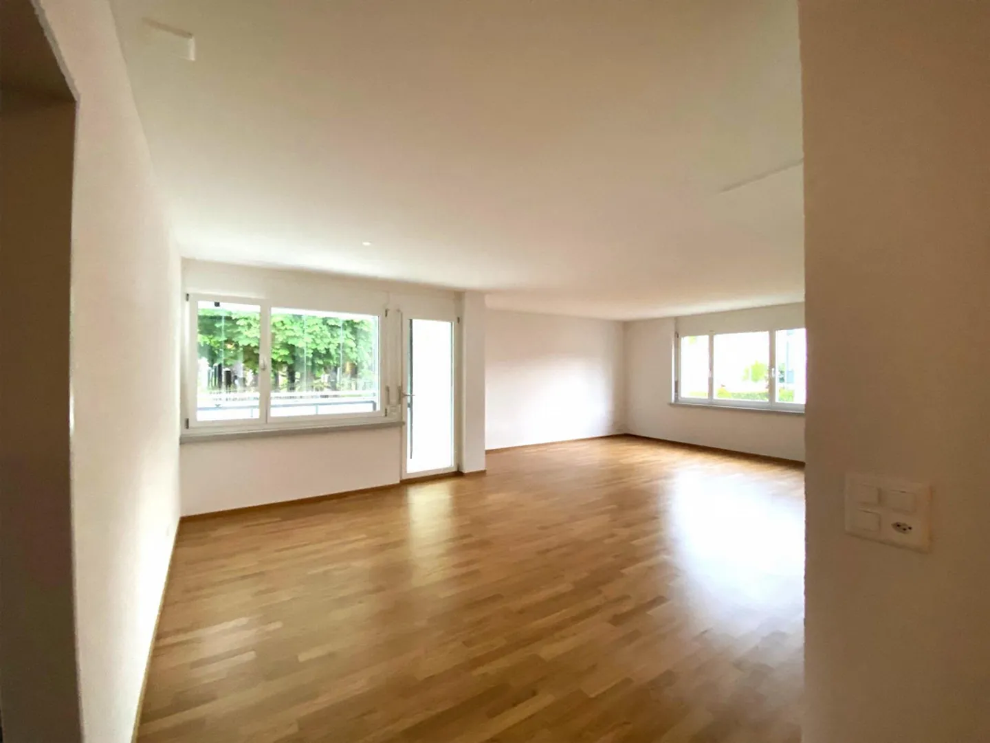 Helle 4.5-Zimmer Wohnung - Foto 2 von 10