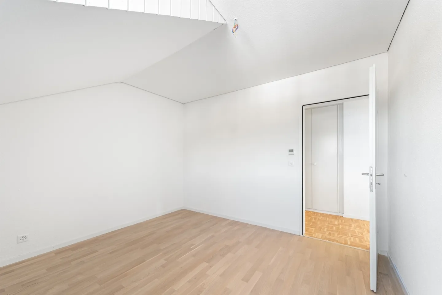 Moderne 4.5 Zimmer-Wohnung - Foto 10 von 10