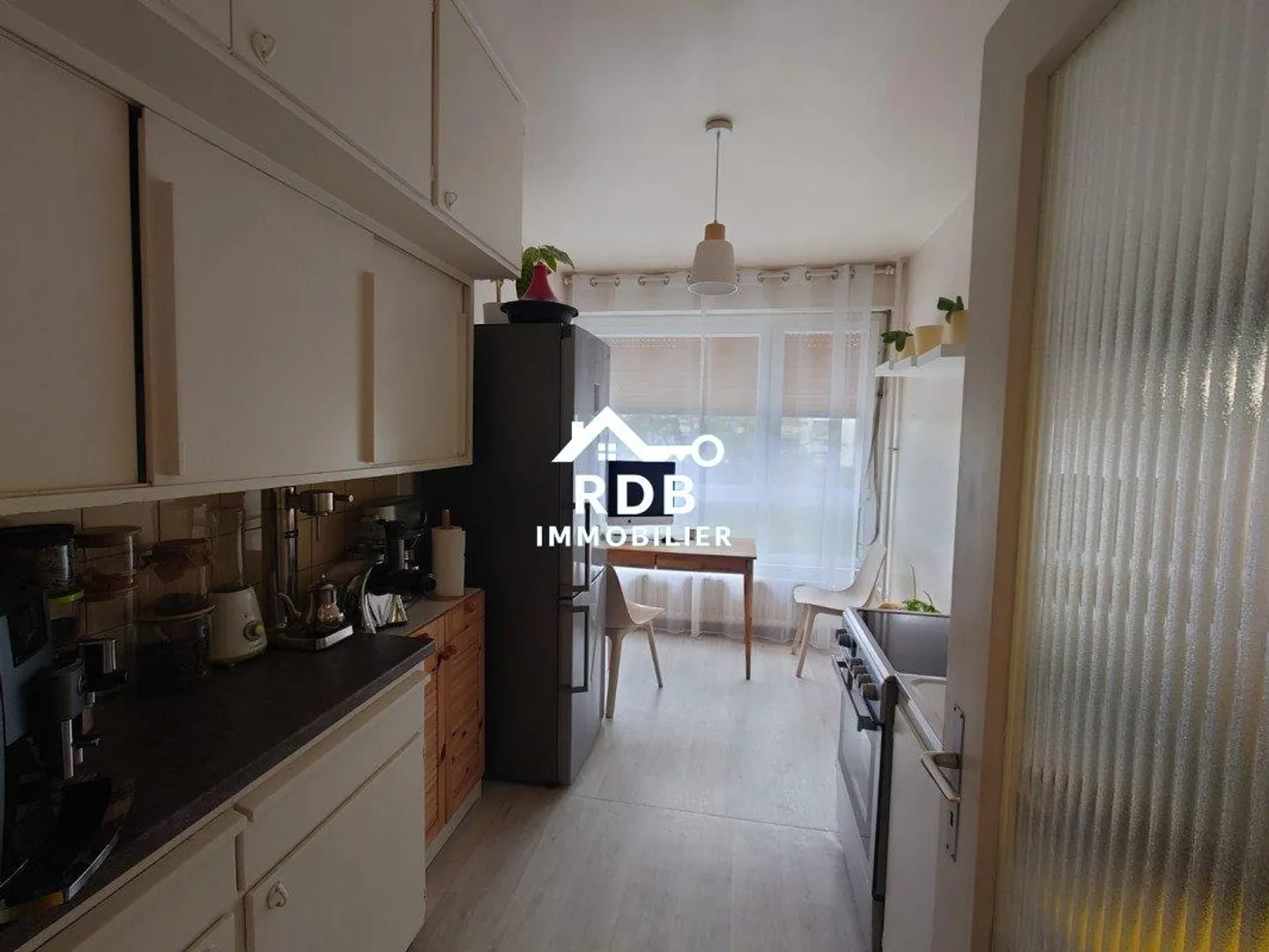 Charmant appartement de 3 pièces à Genève - Photo 3 sur 10