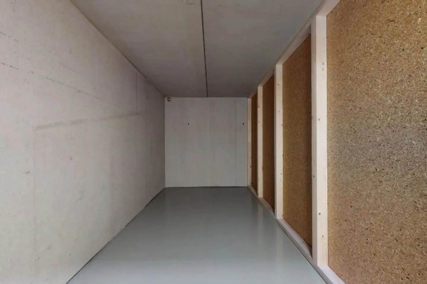 Espaces de stockage, bureaux, ateliers et loisirs à Spreitenbach - Photo 2 sur 7