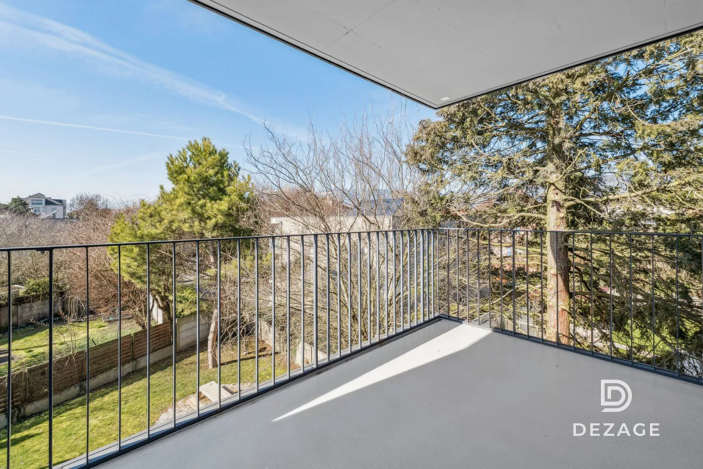 Ultimo piano nel centro di Yverdon: Splendido appartamento di 2,5 locali in assoluta tranquillità - Foto 1 di 12