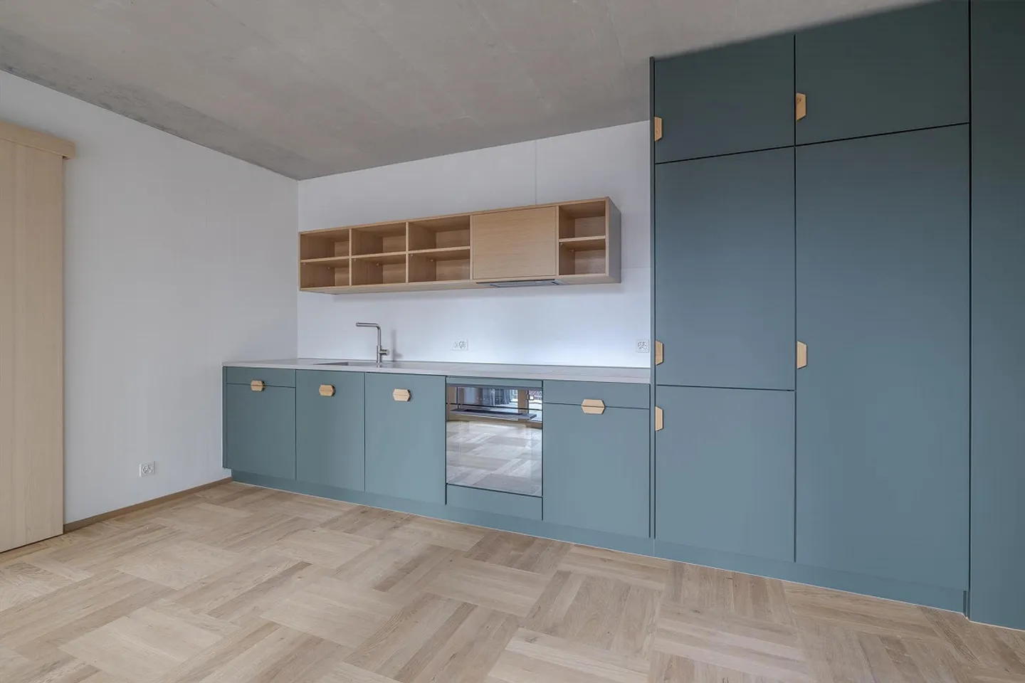2.5 Room Apartment in Biel - Photo 8 of 13