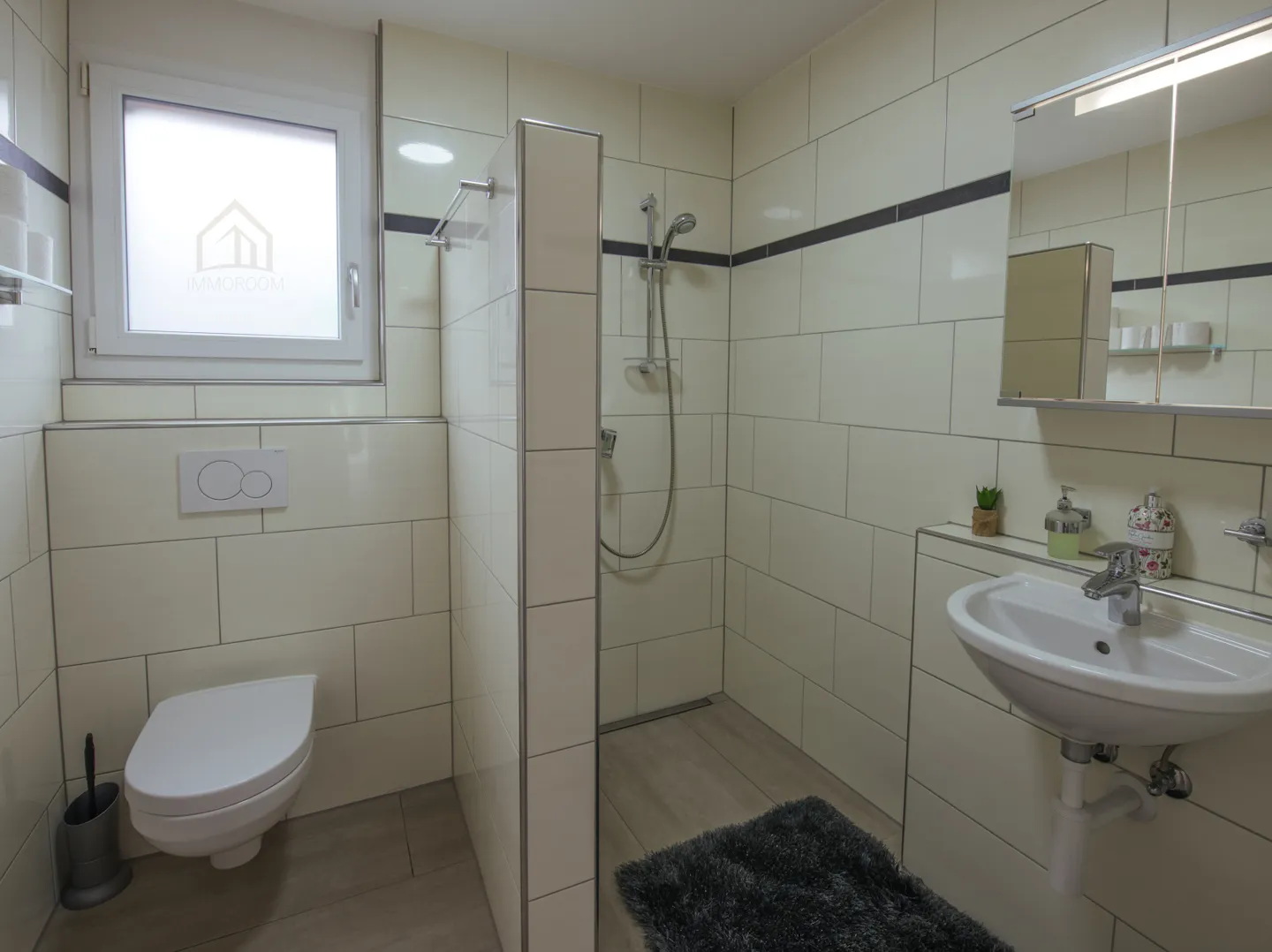 Your modern happiness in a family-friendly and quiet location - Photo 8 of 12