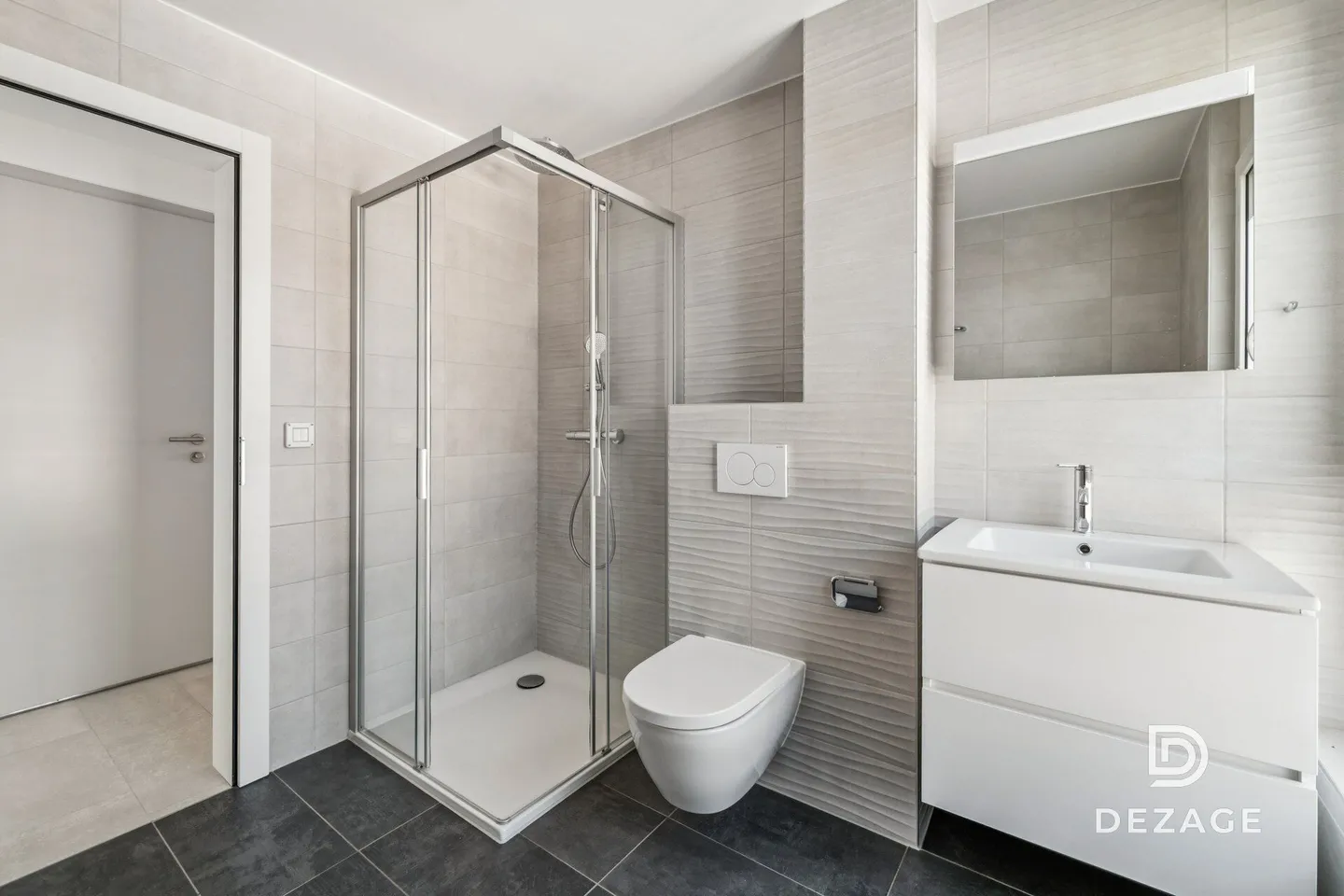 Ultimo piano nel centro di Yverdon: Splendido appartamento di 2,5 locali in assoluta tranquillità - Foto 8 di 12