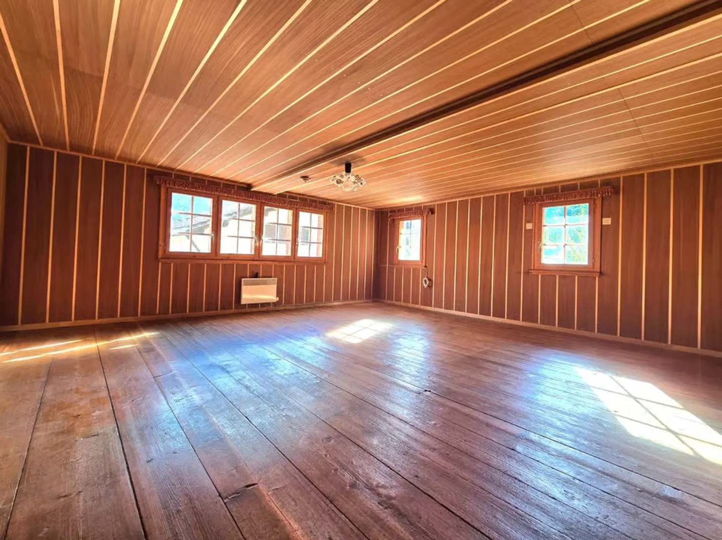 Duplex apartment to renovate with terrace and annexes in La Luette in the heart of the Val d'Hérens - Photo 5 of 13