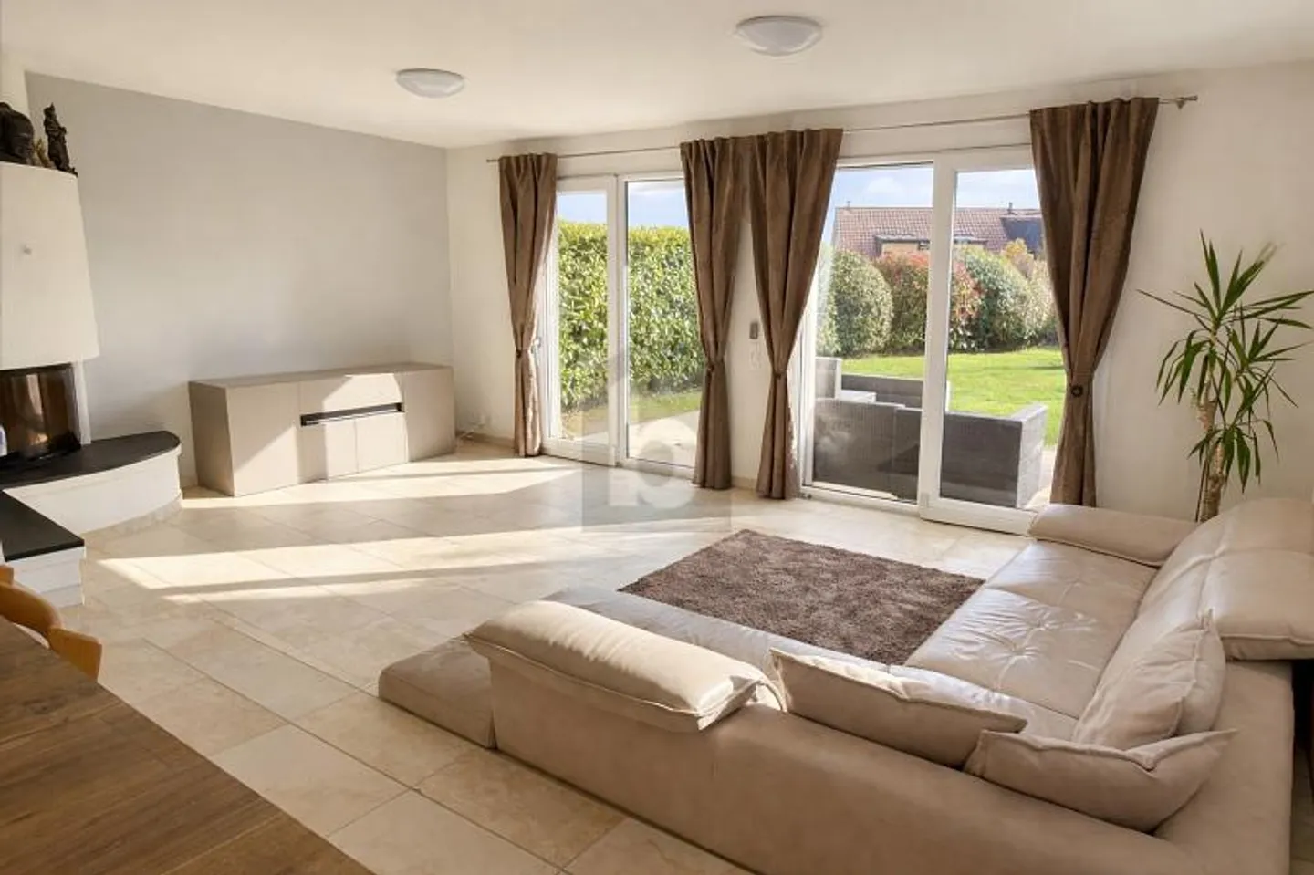 Terraced House 5.5 Rooms - Photo 2 of 6