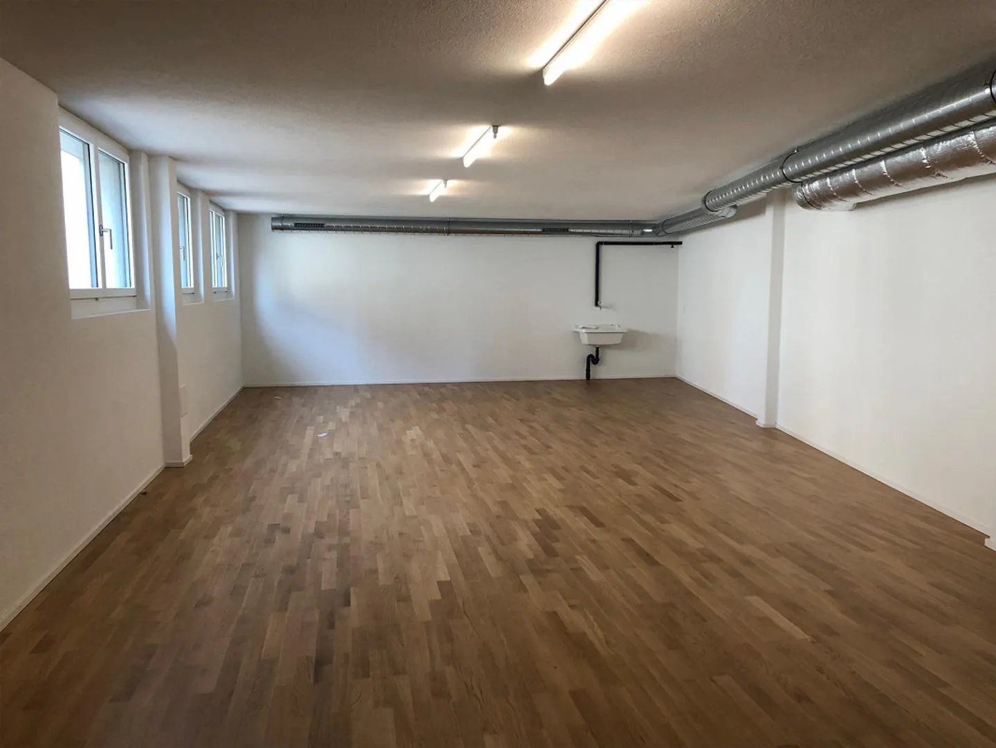 Ausgebauter Bastelraum zu vermieten - Foto 1 von 3