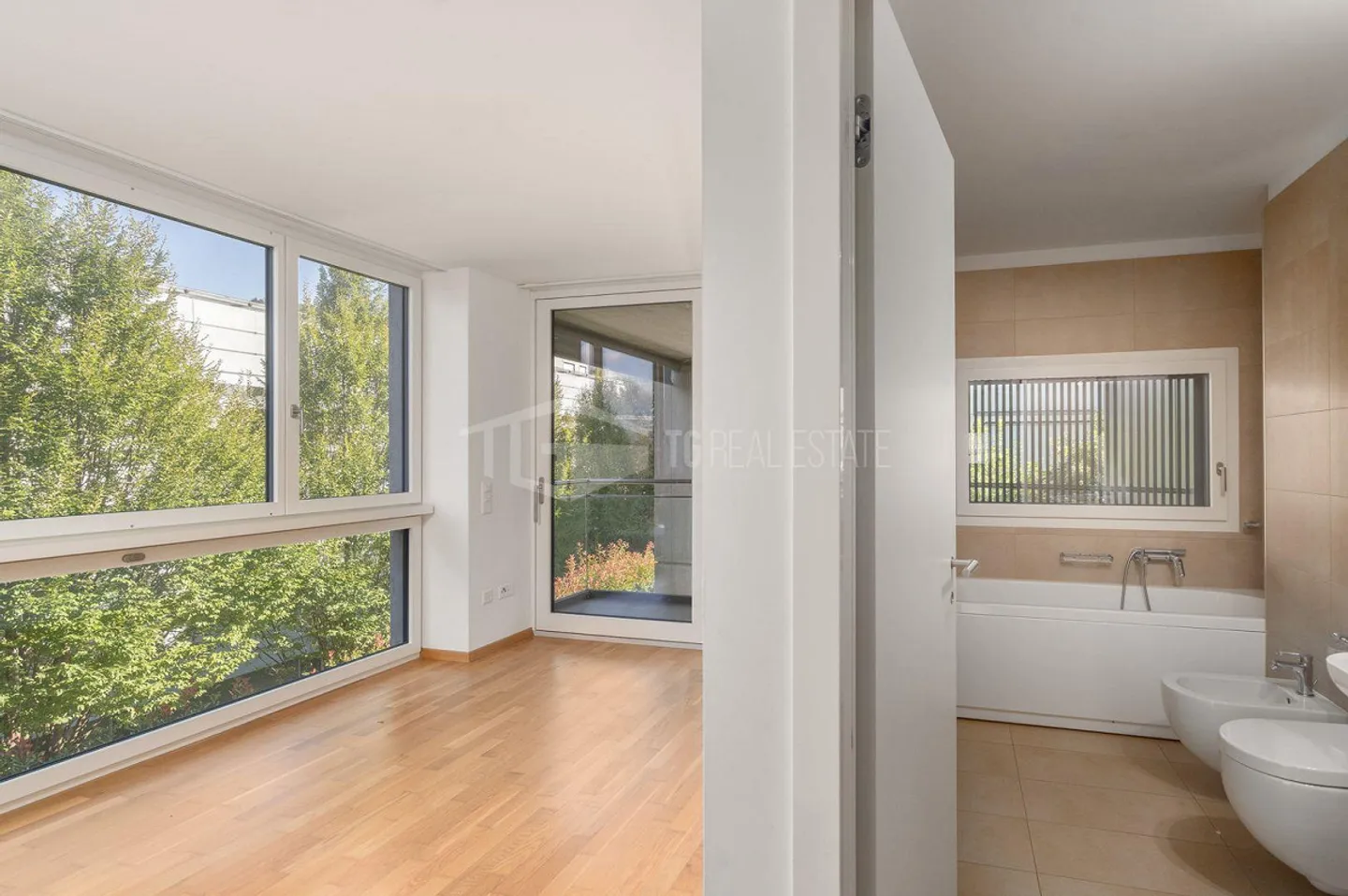 DUPLEX MODERNE DE 4.5 PIÈCES - Photo 5 sur 11
