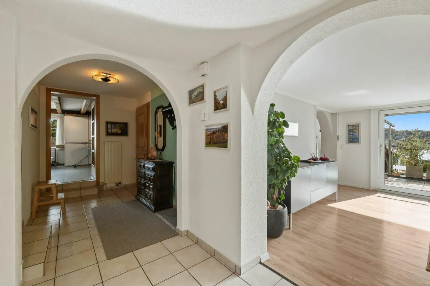 Propriété d'investissement attrayante avec potentiel de développement dans un emplacement central. - Photo 9 sur 30