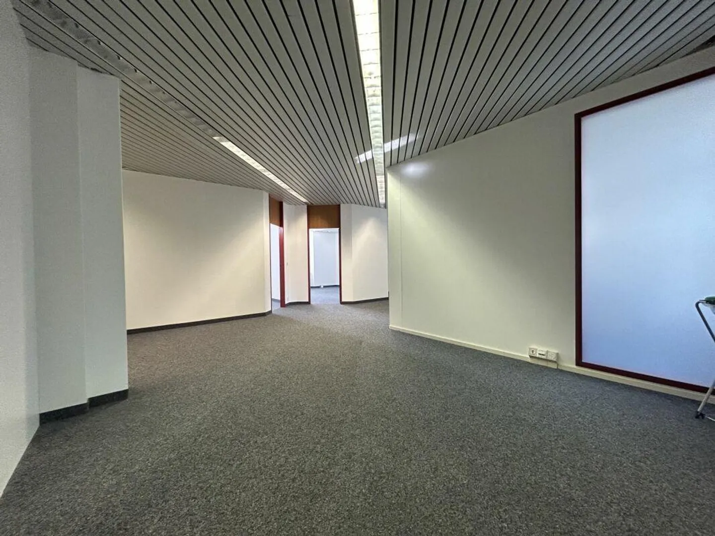 Perfect for quiet businesses - Office spaces from 28 m² for rent - Photo 9 of 9