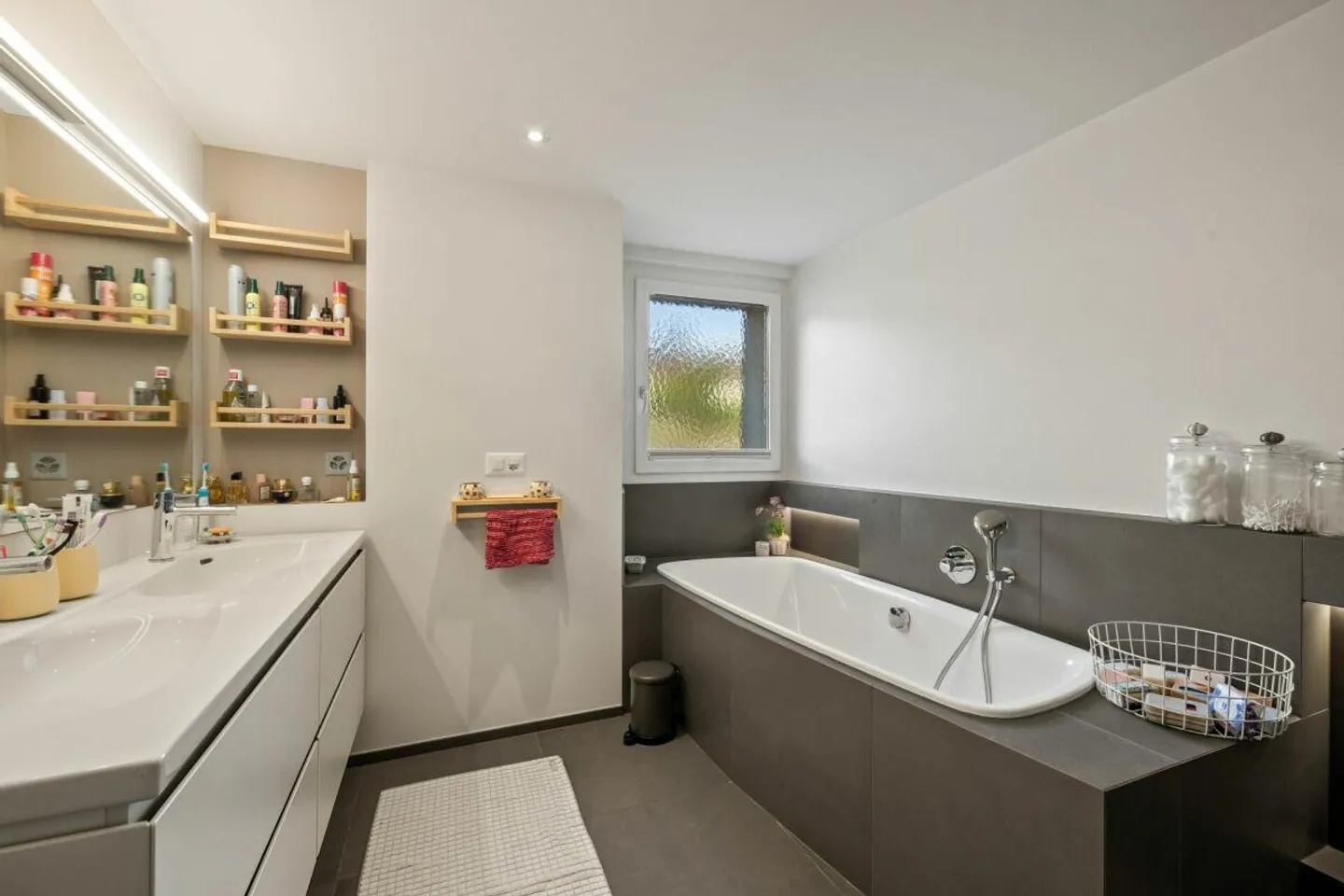 Propriété d'investissement attrayante avec potentiel de développement dans un emplacement central. - Photo 20 sur 30