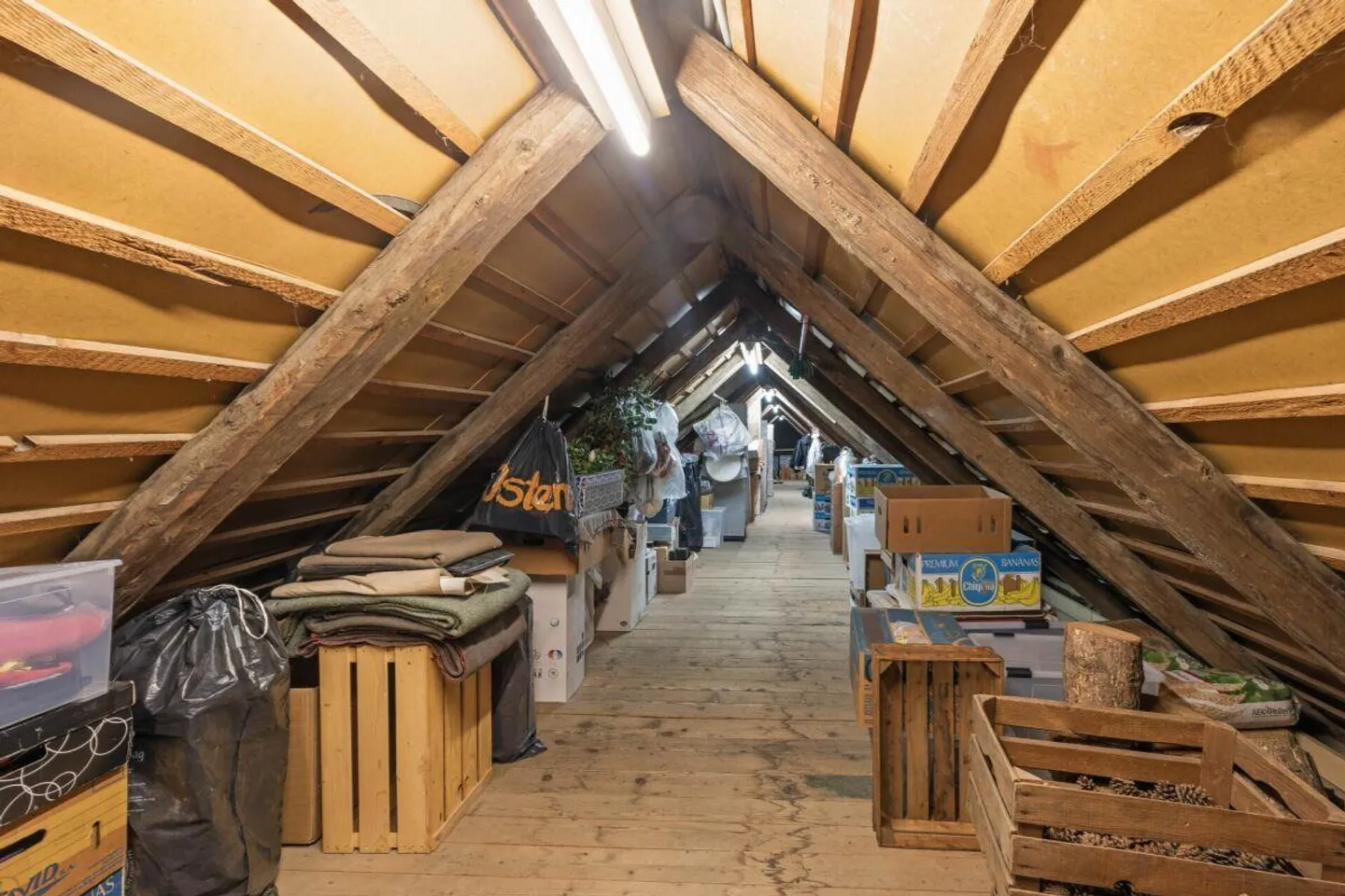 Propriété d'investissement attrayante avec potentiel de développement dans un emplacement central. - Photo 22 sur 30