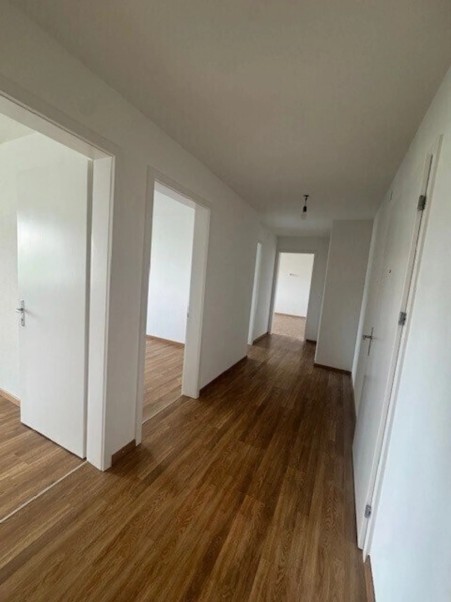 Vivere in una posizione tranquilla ma centrale - Foto 3 di 6