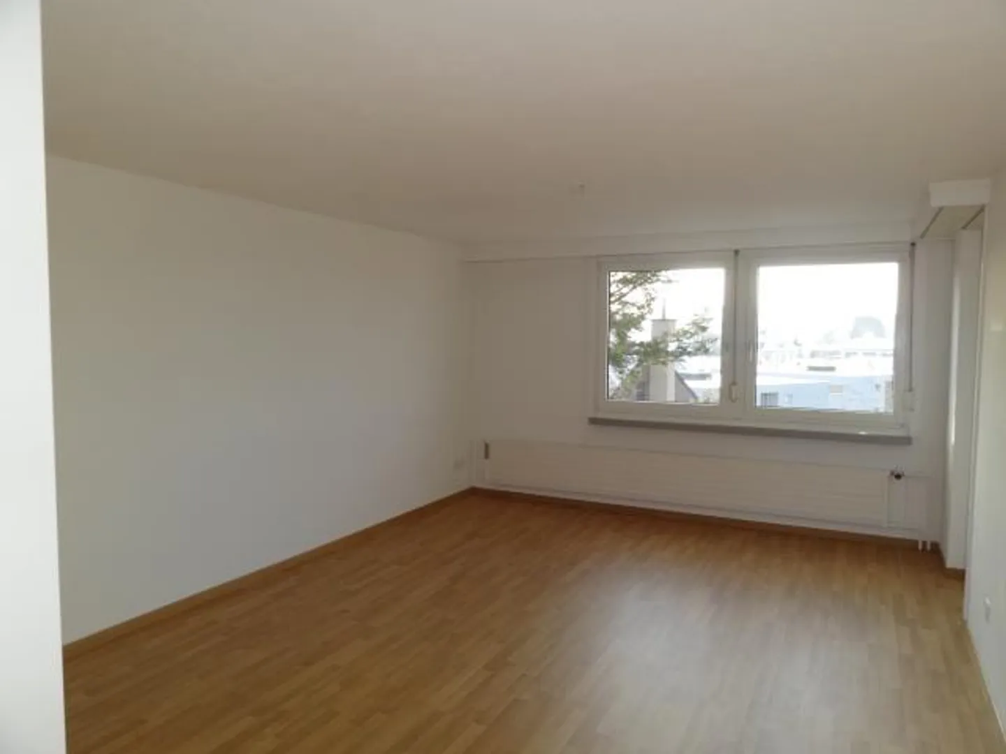 Schöne 3.5-Zimmerwohnung mit praktischem Grundriss - Foto 4 von 10
