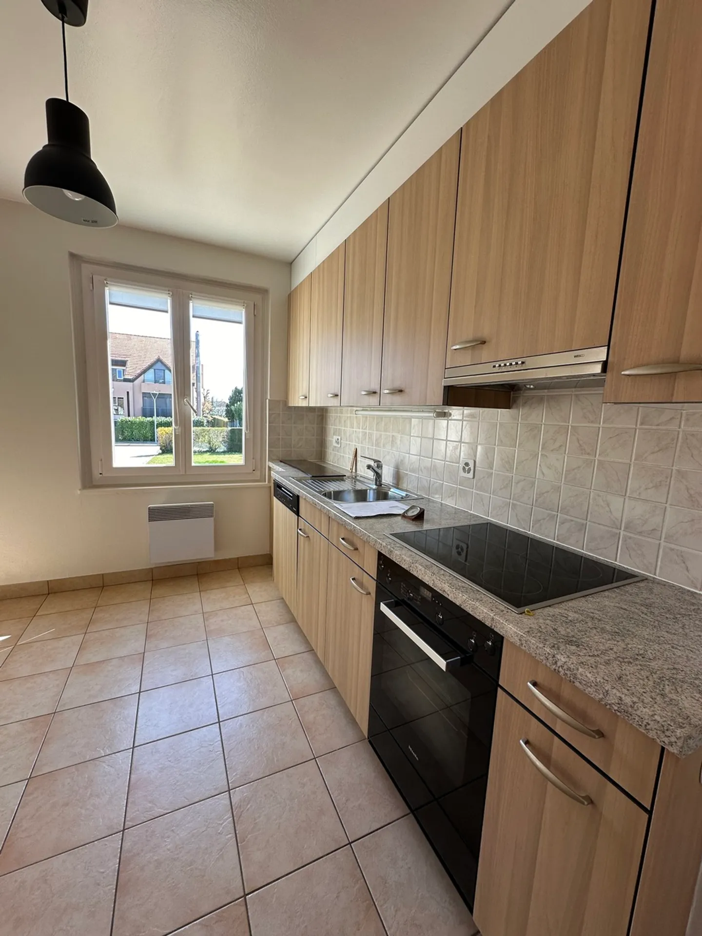 Appartement à louer - Photo 3 sur 6