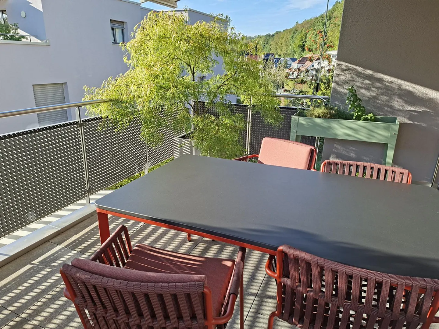 Bright 4.5-room apartment with balcony and beautiful view in Affoltern - Photo 6 of 19