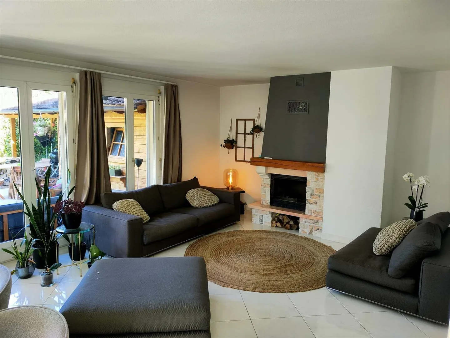 Reihenhaus 5.5 Zimmer - Foto 1 von 8