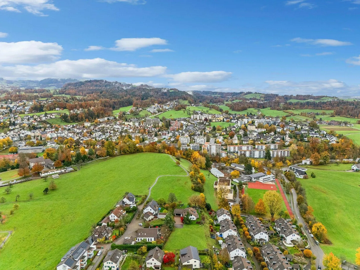 Attraktives Bauland an bevorzugter Lage in Rüti ZH - Photo 3 of 9