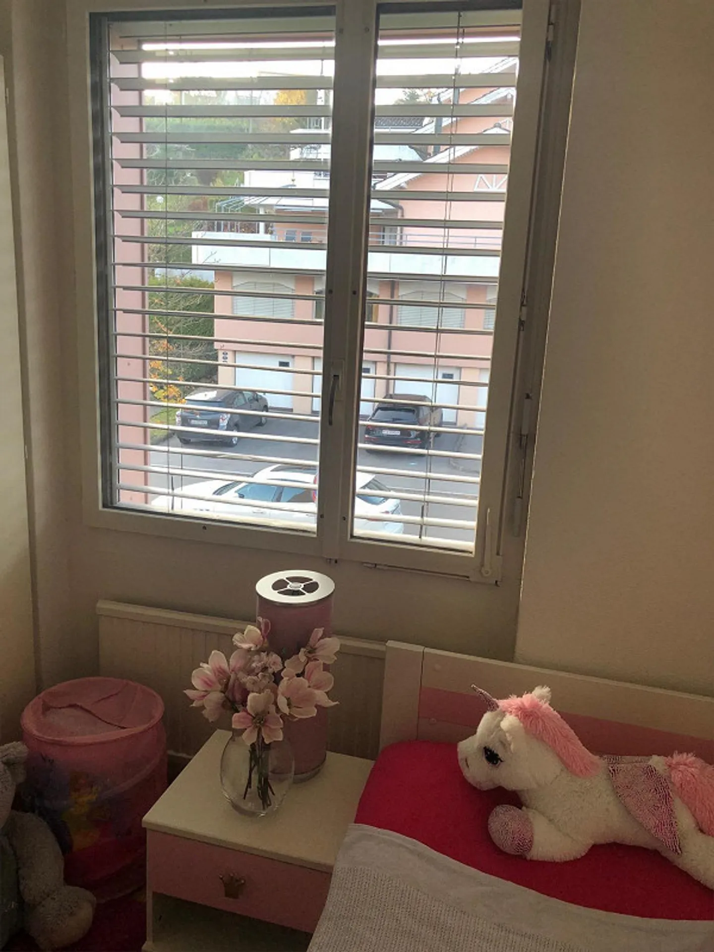 Charmante Wohnung mit Grünblick - Foto 2 von 10