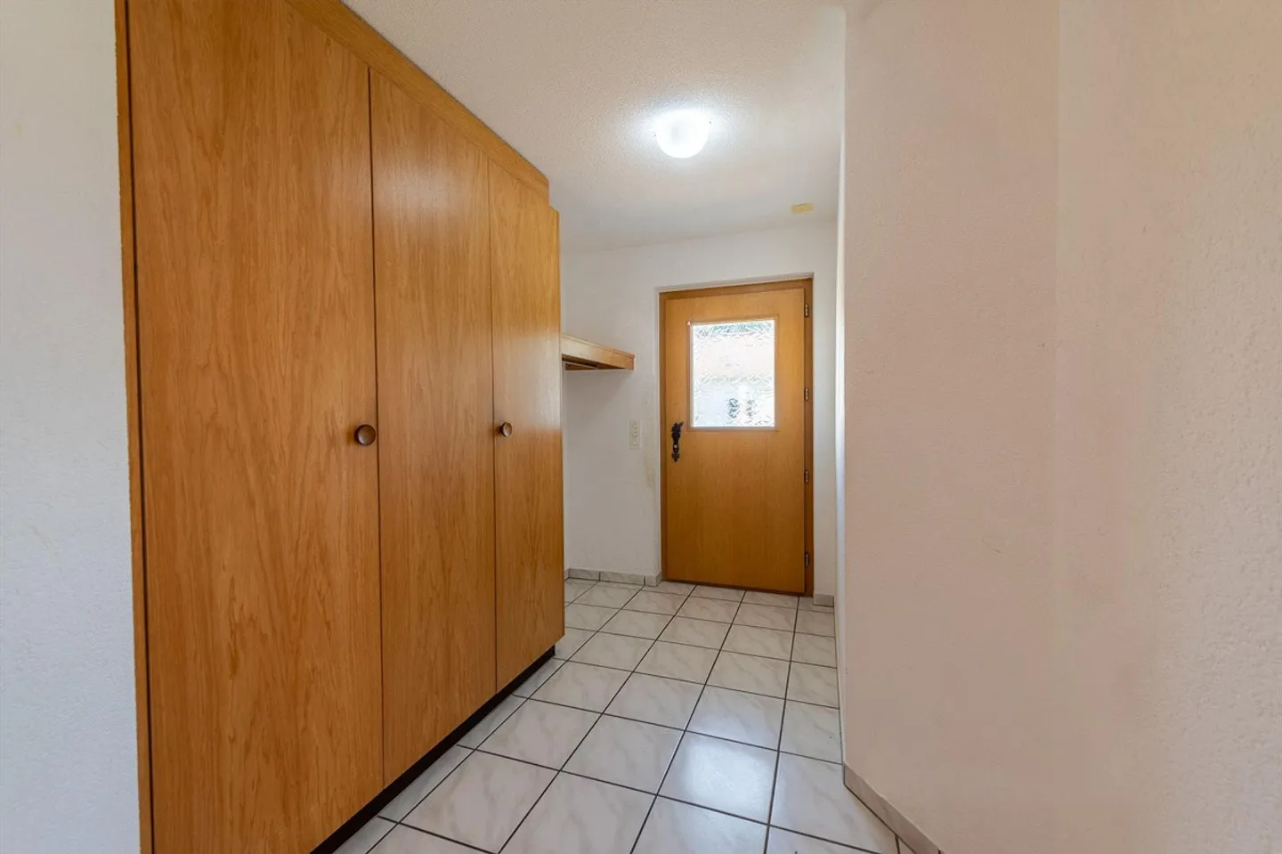 Living quietly, living centrally - bright and spacious - Photo 5 of 13