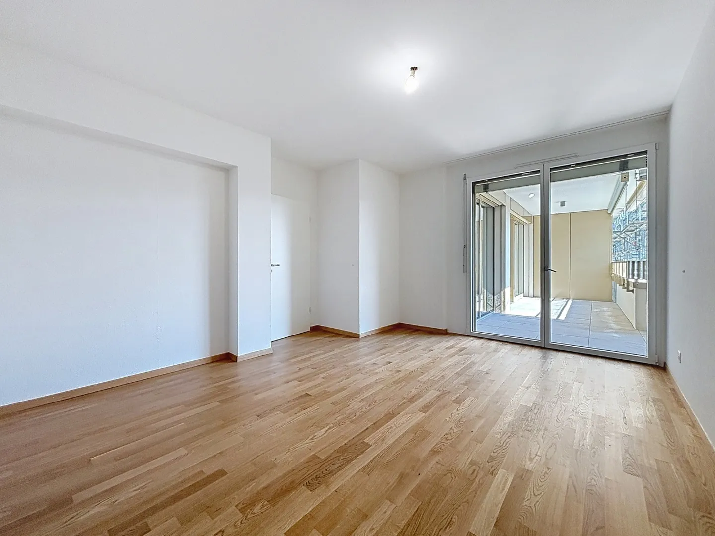 5-Zimmer-Wohnung - Foto 2 von 8