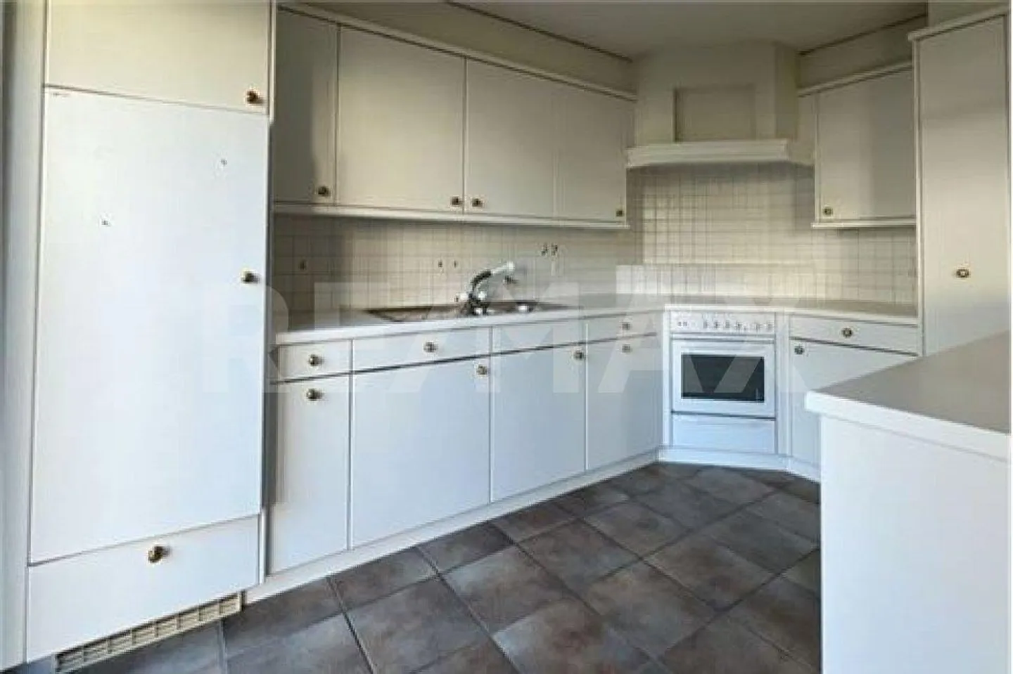 Spacious Row House in a Great Location - Photo 8 of 13