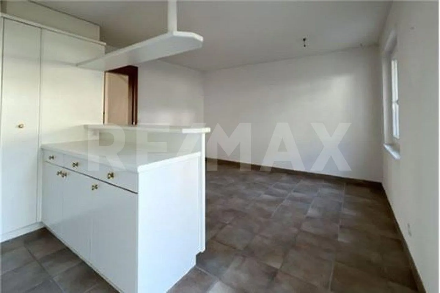Spacious Row House in a Great Location - Photo 9 of 13