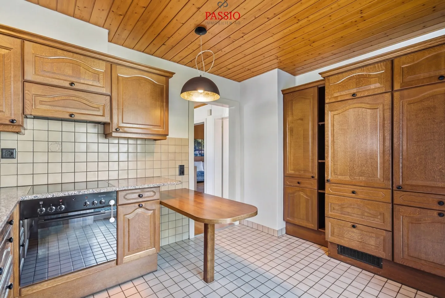 Casa unifamiliare ben tenuta di 6,5 stanze con veranda e giardino idilliaco - Foto 10 di 39