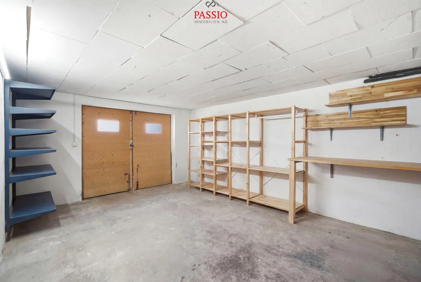 Casa unifamiliare ben tenuta di 6,5 stanze con veranda e giardino idilliaco - Foto 27 di 39