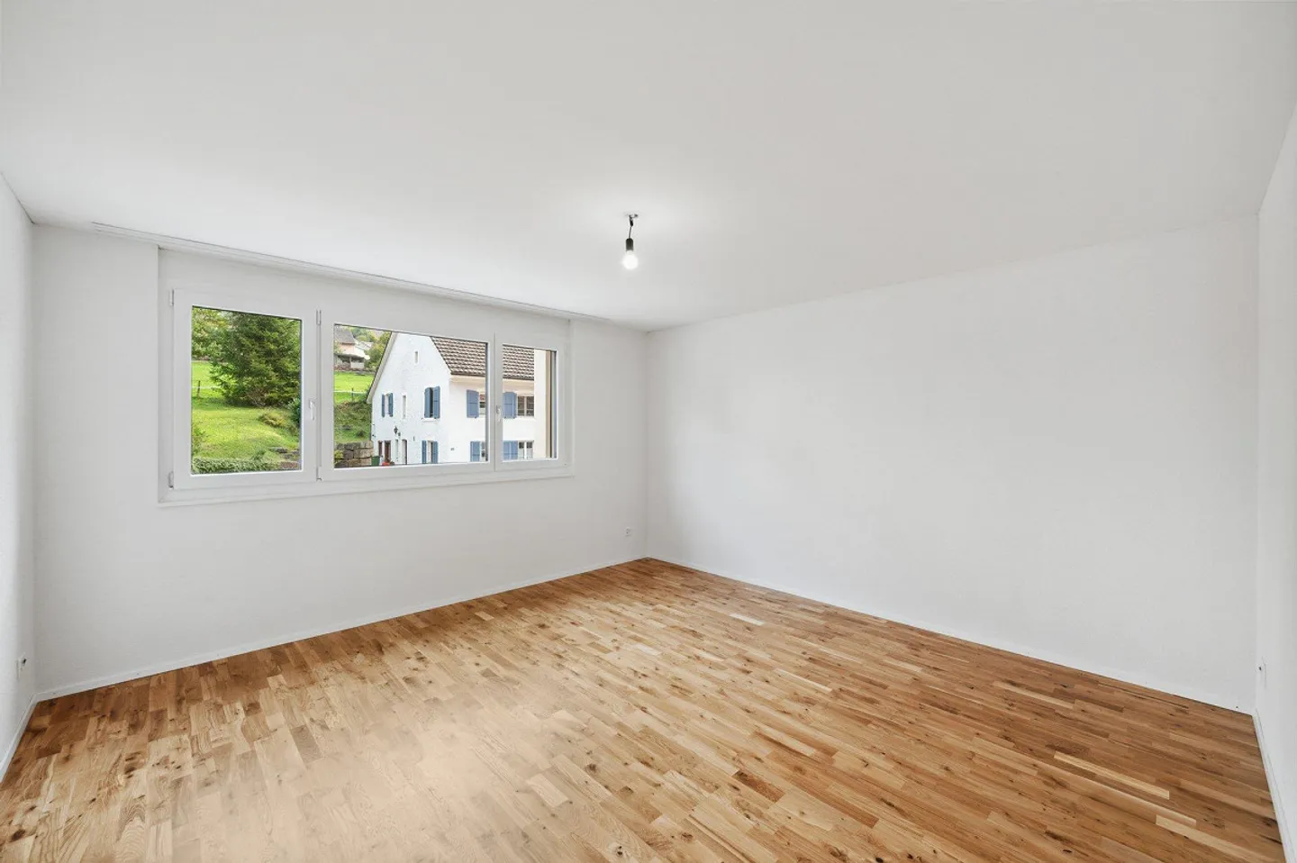 Moderne 3,5-Zimmer-Wohnung in Hersberg - Foto 7 von 10