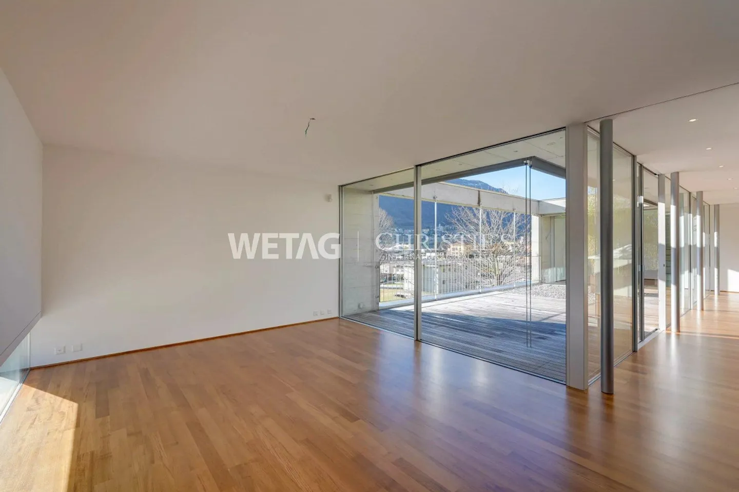 Villa contemporaine avec terrasses - Photo 8 sur 13