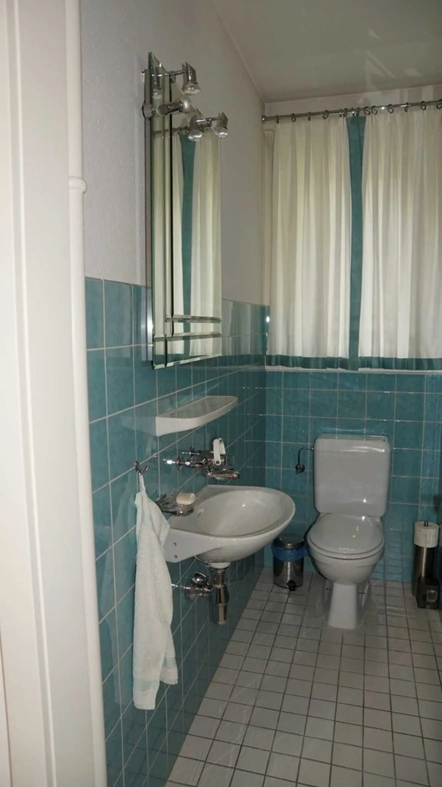 Limitato fino al 31.03.2027 - Appartamento di 3 stanze direttamente al lago in affitto - Foto 5 di 6