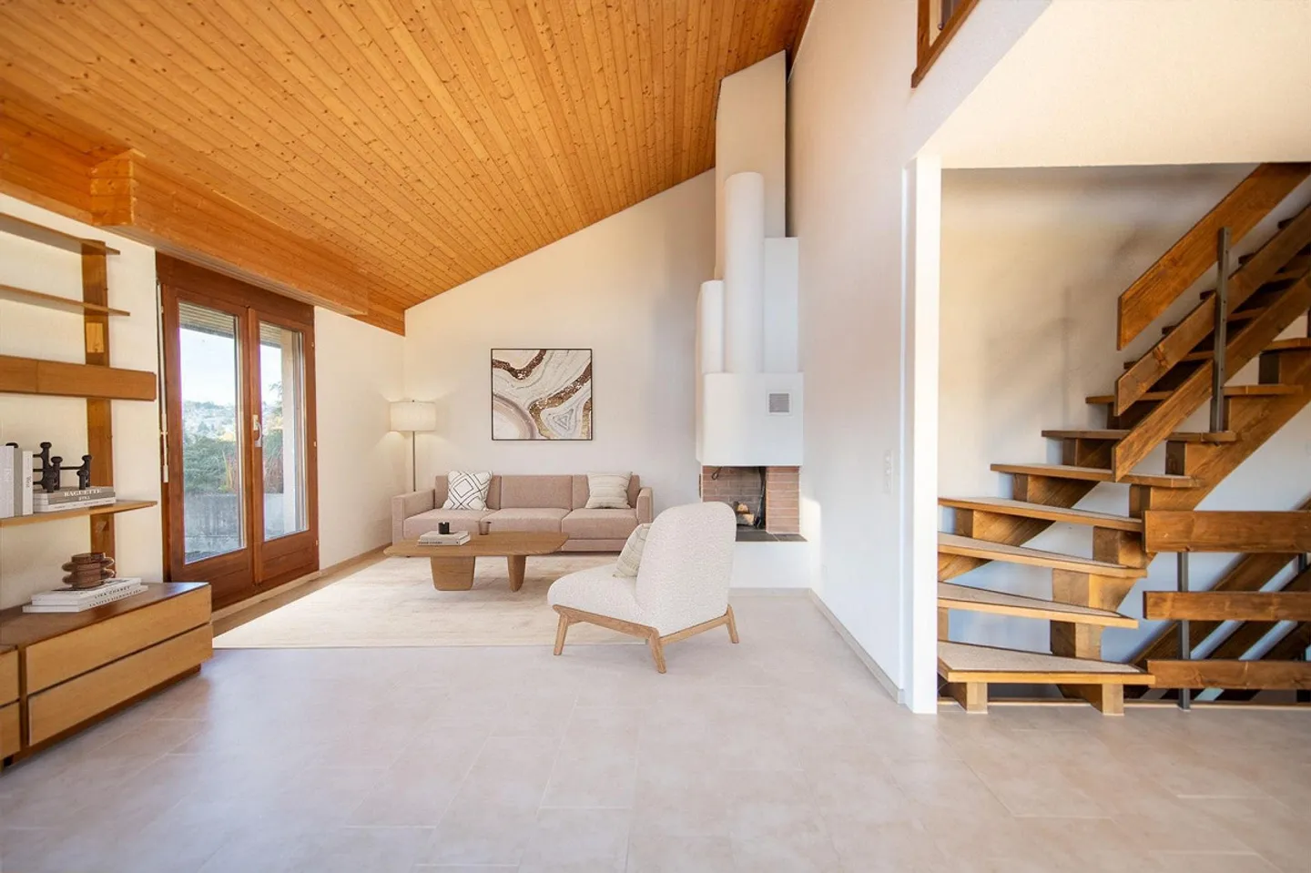 Idyllic and city-close: Your new home with a large sun terrace - Photo 2 of 13