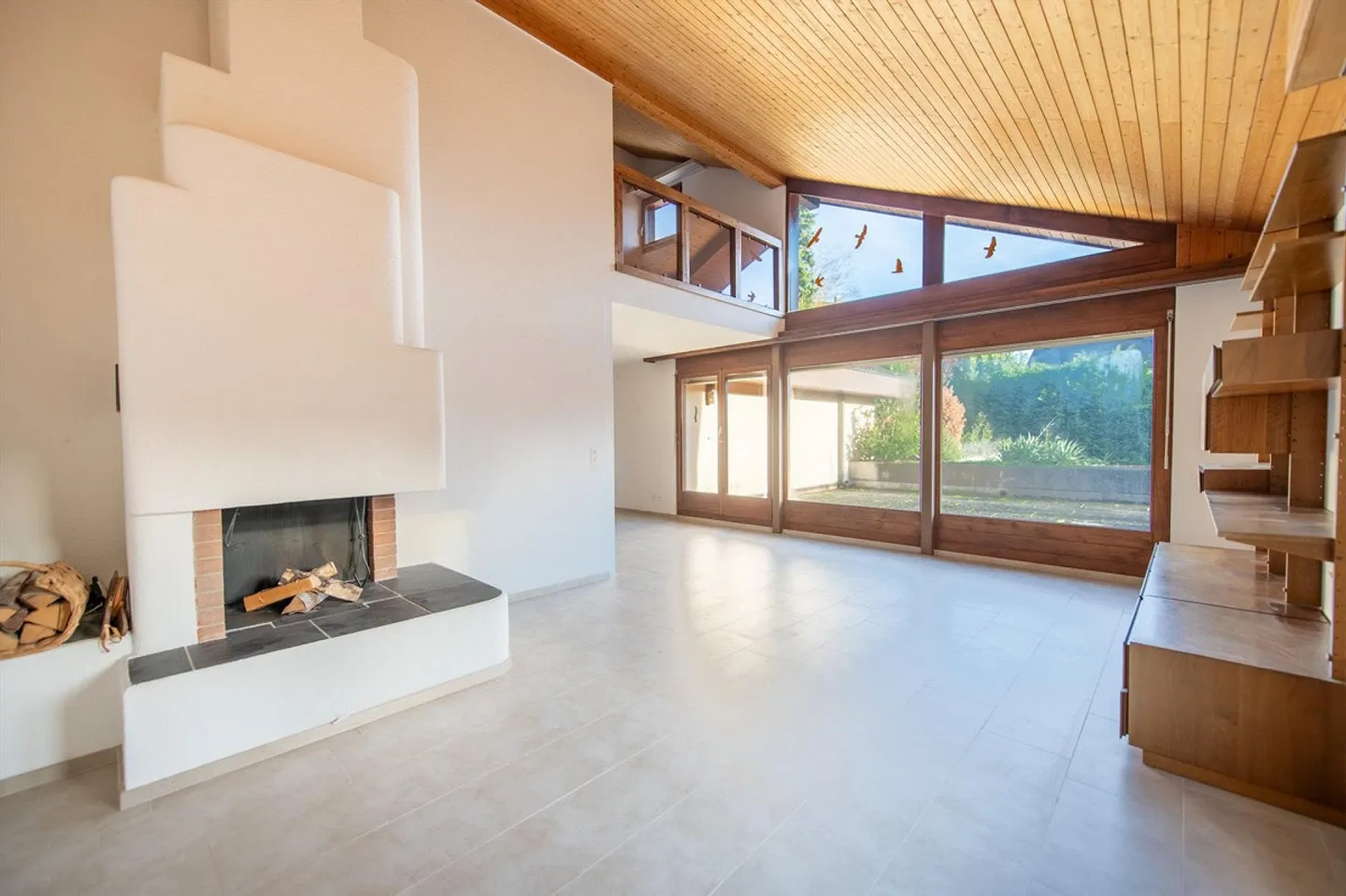 Idyllic and city-close: Your new home with a large sun terrace - Photo 3 of 13