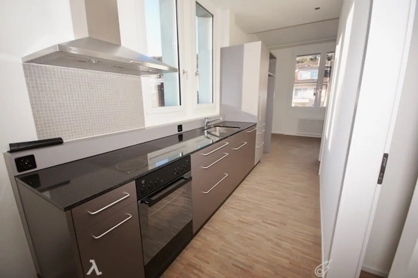 Charmante Loft-Wohnung in zentraler Lage von Biel - Foto 3 von 20