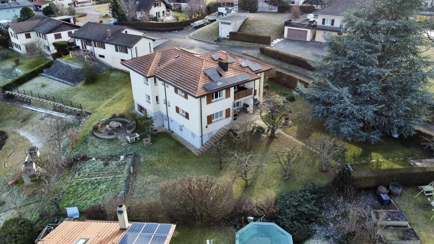 Edificio misto 11.5 stanze - Foto 11 di 12