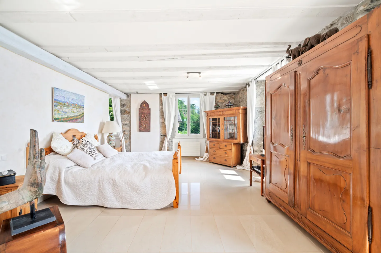 Charming Property with Panoramic Views of the Heights of Montreux - Photo 14 of 20